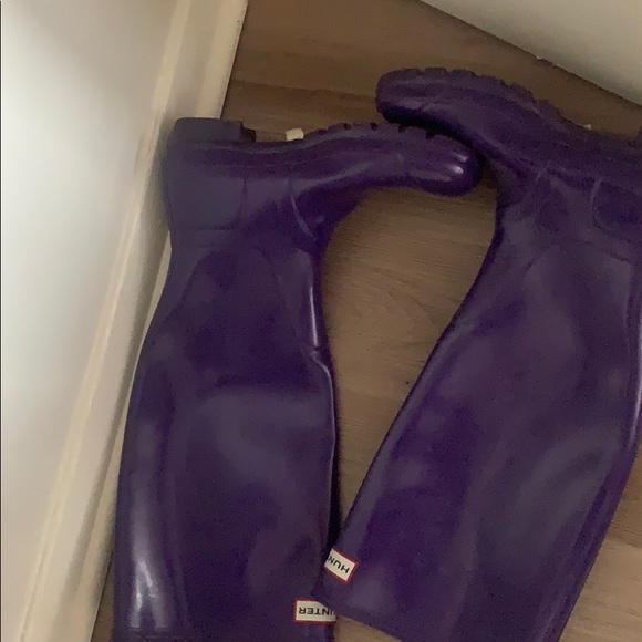 Hunter purple boots used great condition - Picture 2 of 4